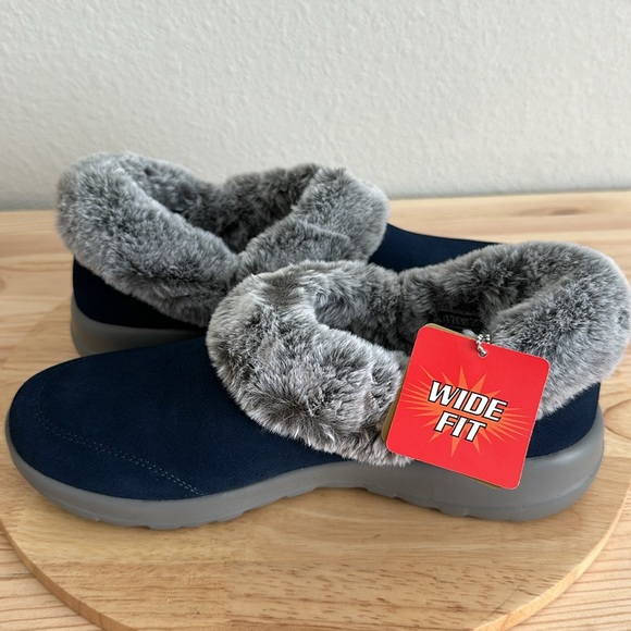 Skechers On-the-GO Joy Suede & Faux Fur Slip-Ons - Cozy Life - Picture 4 of 8